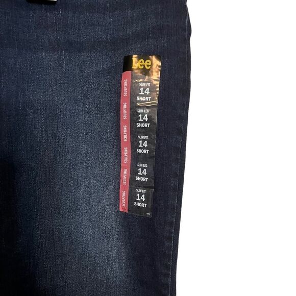 NWT! Lee slim fit and leg mid rise dark wash jeans - Picture 8 of 8